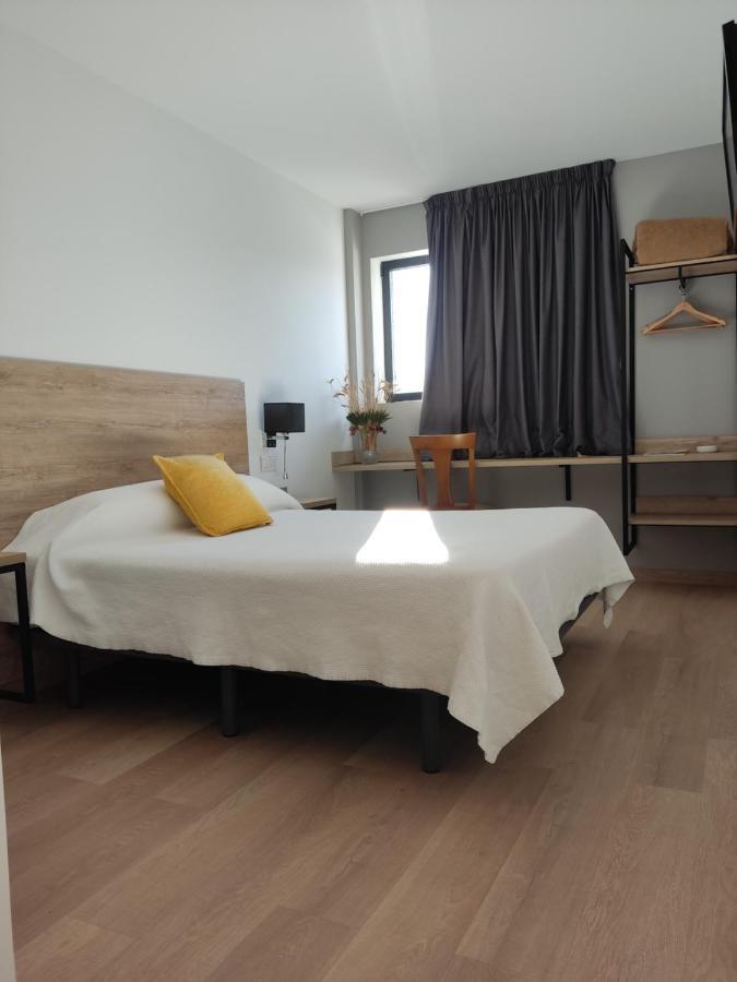 Hotel Los Rosales Almazcara Екстер'єр фото